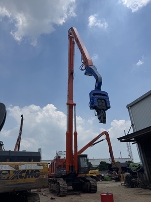 HITACHI ZAXIS 890LCH with VIBRA pile driver for Heavy Construction Projects
