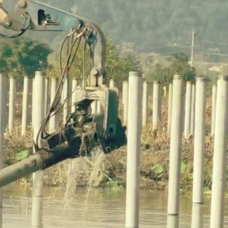 2800 RPM Hydraulic Sheet Pile Driver | Efficient Piling for Photovoltaic Projects in Wet Terrain