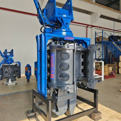 サイドグリップパイルドライバー | 10 M/min 上昇速度 | 150Lの大容量燃料タンク