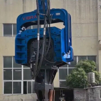 65～75トン級油圧ショベル用高トルク杭打機：四偏心設計