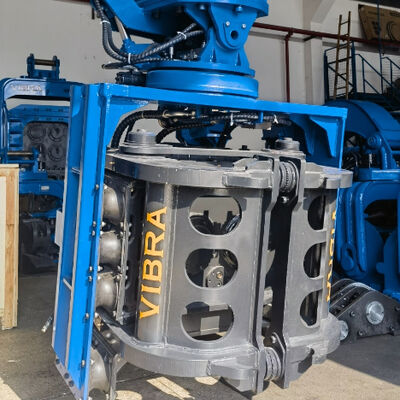 サイドグリップパイルドライバー：狭い場所でも使えるコンパクト設計